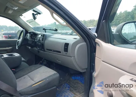 2009 Chevrolet Silverado 2500Hd Work Truck from USA, damaged, VIN 1GCHK49K39E134428